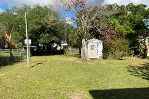 319 N 11th St, Fort Pierce, FL 34950 - Photo 13