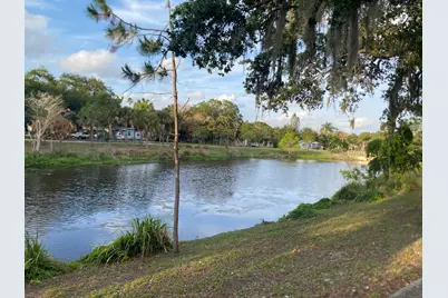 319 N 11th Street, Fort Pierce, FL 34950 - Photo 1