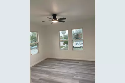 319 N 11th Street, Fort Pierce, FL 34950 - Photo 9