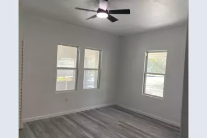 319 N 11th Street, Fort Pierce, FL 34950 - Photo 5