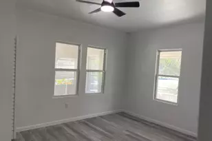 319 N 11th St, Fort Pierce, FL 34950 - Photo 5