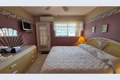 900 SW 10th Terrace #2s, Hallandale Beach, FL 33009 - Photo 17