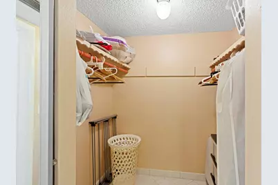 4000 NW 44th Avenue #207, Lauderdale Lakes, FL 33319 - Photo 11