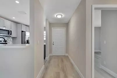 539 NW 36th Avenue #539, Deerfield Beach, FL 33442 - Photo 5