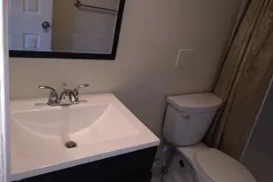 10050 Winding Lake Rd, Sunrise, FL 33351 - Photo 9