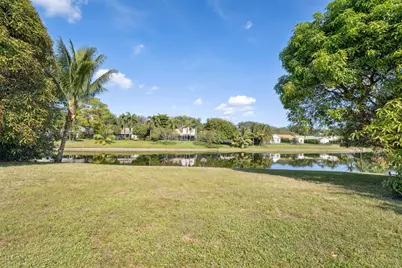 3855 Sabal Lakes Road, Delray Beach, FL 33445 - Photo 27