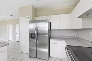 27598 SW 138th Ave, Homestead, FL 33032 - Photo 15
