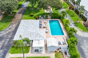 25 SE 13th St, Boca Raton, FL 33432 - Photo 23