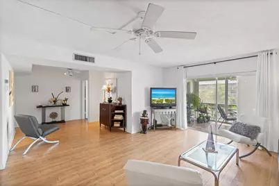 25 SE 13th Street #B3, Boca Raton, FL 33432 - Photo 3