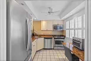 25 SE 13th St, Boca Raton, FL 33432 - Photo 9