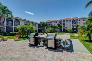 250 NE 20th St, Boca Raton, FL 33431 - Photo 37