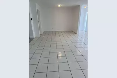 3631 NW 33rd Avenue, Lauderdale Lakes, FL 33309 - Photo 3