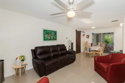 710 NE 58th Court, Oakland Park, FL 33334 - Photo 3