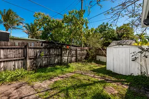 710 NE 58th Ct, Oakland Park, FL 33334 - Photo 27