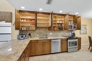 21 Eastgate Dr, Boynton Beach, FL 33436 - Photo 19