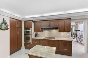 100 Lakeshore Dr, North Palm Beach, FL 33408 - Photo 13