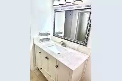 2810 N Oakland Forest Drive #304, Oakland Park, FL 33309 - Photo 9