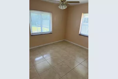 638 NE 138th Street, North Miami, FL 33161 - Photo 11