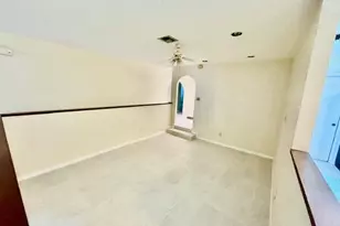 2810 NW 8th Ct, Fort Lauderdale, FL 33311 - Photo 3