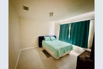 2810 NW 8th Court, Fort Lauderdale, FL 33311 - Photo 9