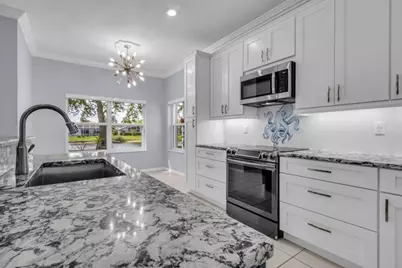 4732 SE Mizner Place, Stuart, FL 34997 - Photo 9