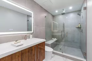 719 SW 11th St, Fort Lauderdale, FL 33315 - Photo 43