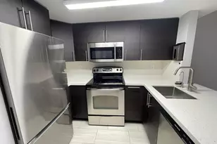 1350 NW 24th Ave, Miami, FL 33125 - Photo 11