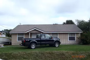 5014 Palm Dr, Fort Pierce, FL 34982 - Photo 1