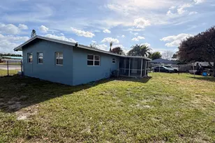 928 Fra-Mar Pl, Fort Pierce, FL 34982 - Photo 3