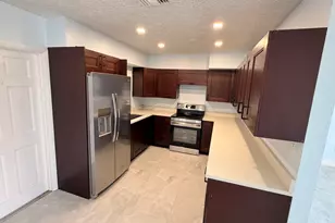 928 Fra-Mar Pl, Fort Pierce, FL 34982 - Photo 5