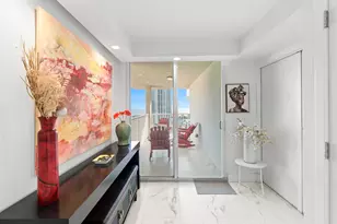 121 Golden Isles Dr, Hallandale Beach, FL 33009 - Photo 23