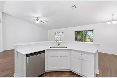 375 SW Saginaw Avenue, Port Saint Lucie, FL 34953 - Photo 13