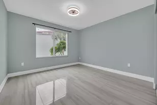1010 Villa Cir, Boynton Beach, FL 33435 - Photo 7