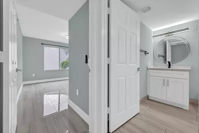 1010 Villa Circle, Boynton Beach, FL 33435 - Photo 9