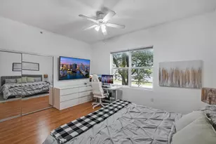 1610 Presidential Way, West Palm Beach, FL 33401 - Photo 9