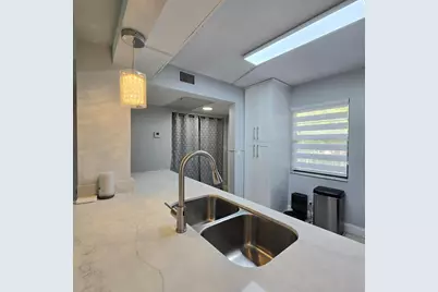 10501 W Broward Boulevard #302, Plantation, FL 33324 - Photo 13