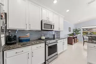 8335 Duomo Cir, Boynton Beach, FL 33472 - Photo 9