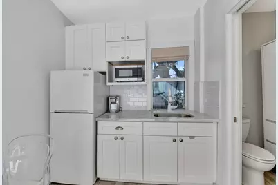 414 NE 7th Avenue, Delray Beach, FL 33483 - Photo 29