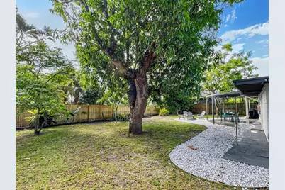 1114 N M Street, Lake Worth Beach, FL 33460 - Photo 15