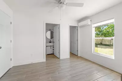 1135 17th Place, Vero Beach, FL 32960 - Photo 5
