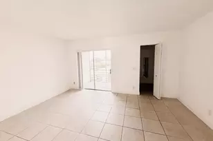 600 Village Green Ct, Palm Springs, FL 33461 - Photo 5