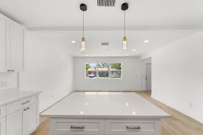 111 W 35th Street, Riviera Beach, FL 33404 - Photo 7