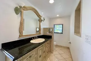 2725 NE 27th Ct, Fort Lauderdale, FL 33306 - Photo 19