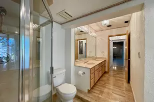 2725 NE 27th Ct, Fort Lauderdale, FL 33306 - Photo 25