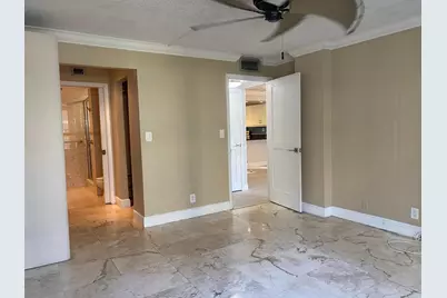 15 Royal Palm Way #107, Boca Raton, FL 33432 - Photo 13