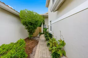 2495 NW 66th Dr, Boca Raton, FL 33496 - Photo 7