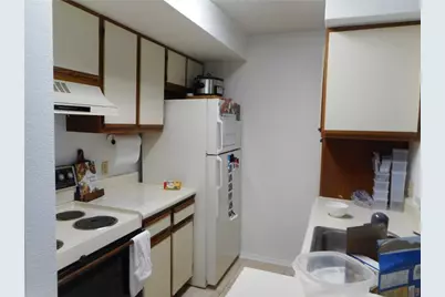 2986 S University Drive #8205, Davie, FL 33328 - Photo 3