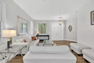 552 Penta Ct, Weston, FL 33327 - Photo 9