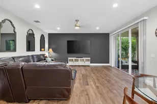 552 Penta Ct, Weston, FL 33327 - Photo 17