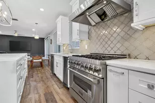 552 Penta Ct, Weston, FL 33327 - Photo 15
